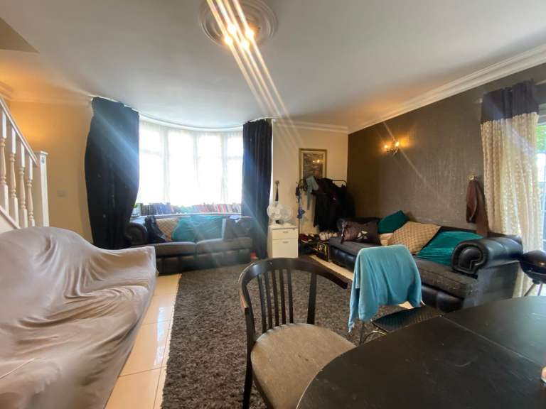 House Beccles Drive in Greater London