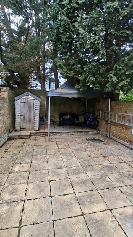 Room Morley Grove in Harlow