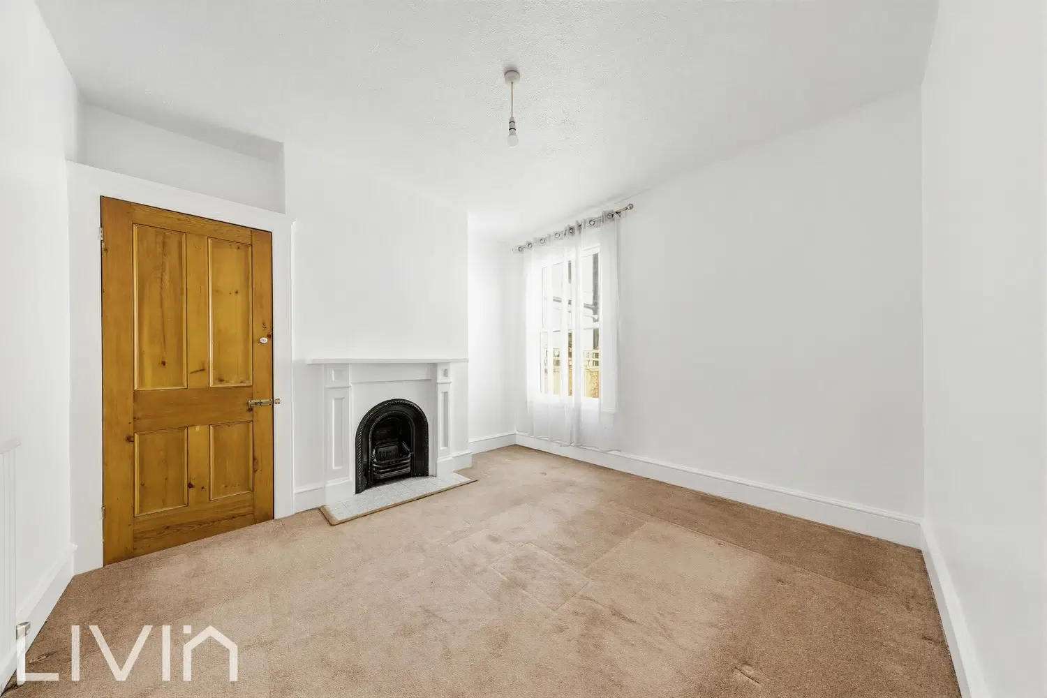 Flat Morland Road in Greater London