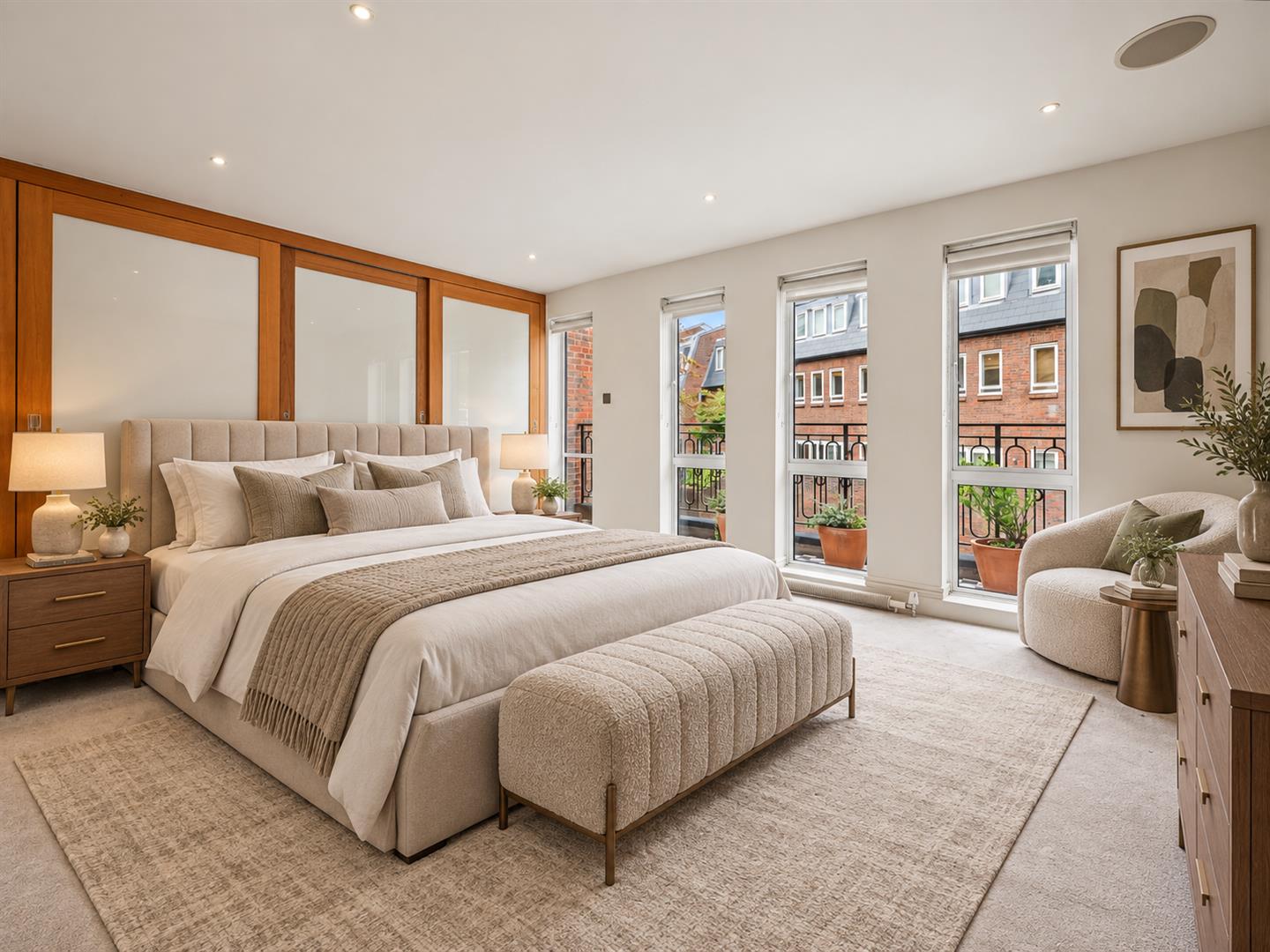 House Spencer Walk in Greater London