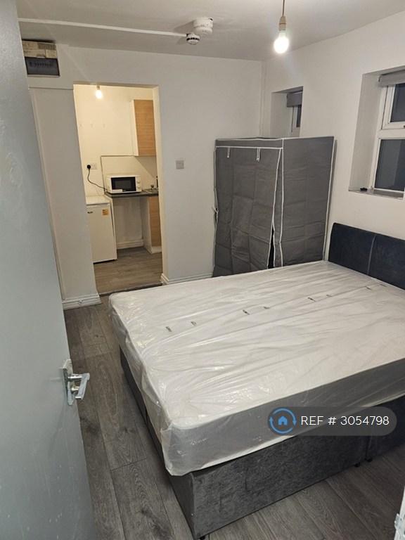 Flat Lodwick Street in Liverpool