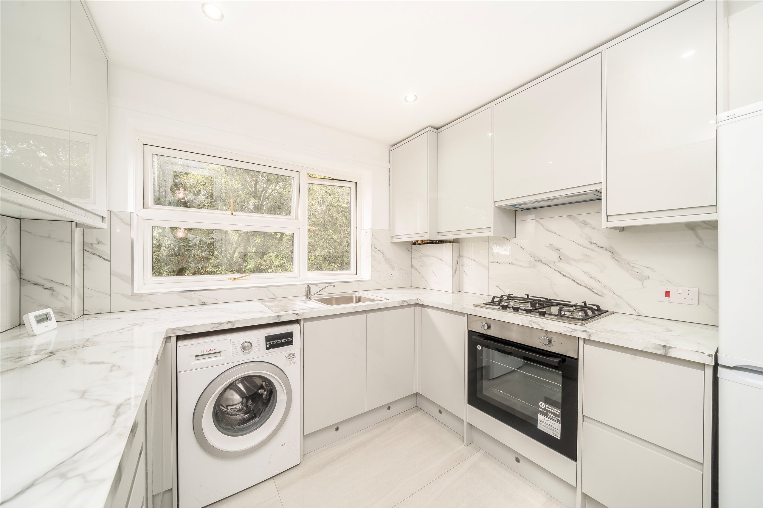 Flat Ridgway in Greater London
