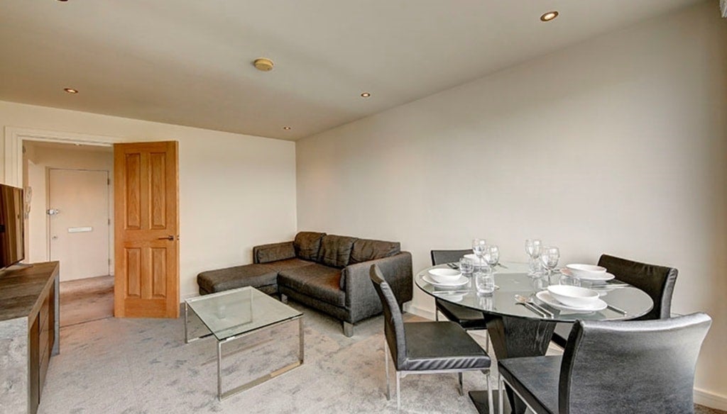 Flat Fulham Road in Greater London