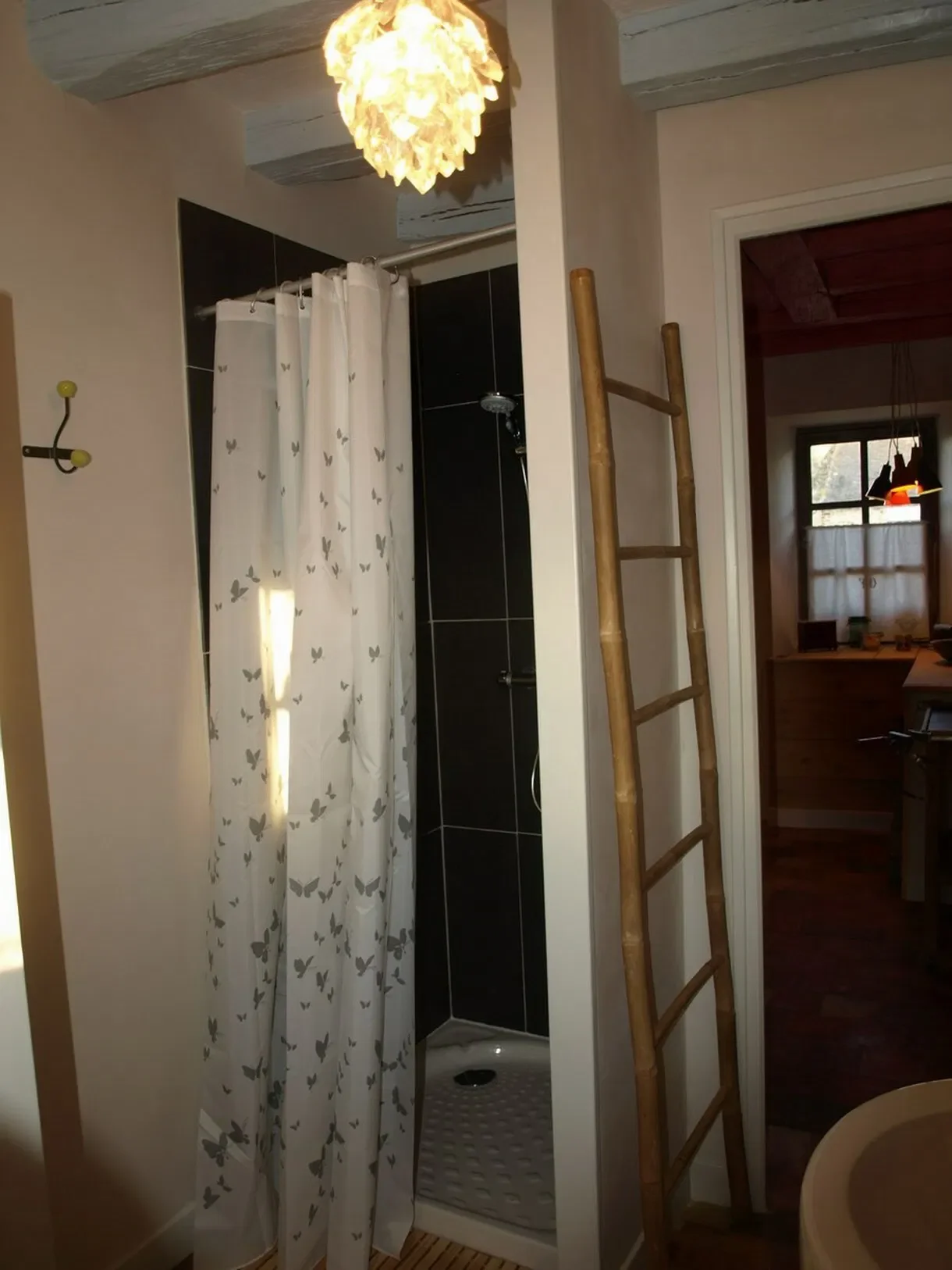 Room Route de la Maison Neuve in Parigné-l'Évêque