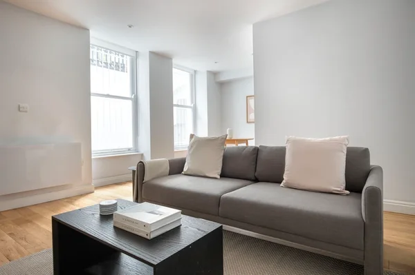 Flat Inverness Terrace in City of Westminster