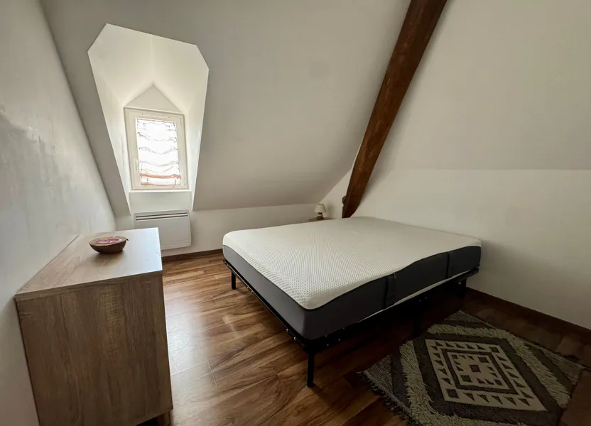 Flat Rue Pierre Brossolette in Saint-Quentin