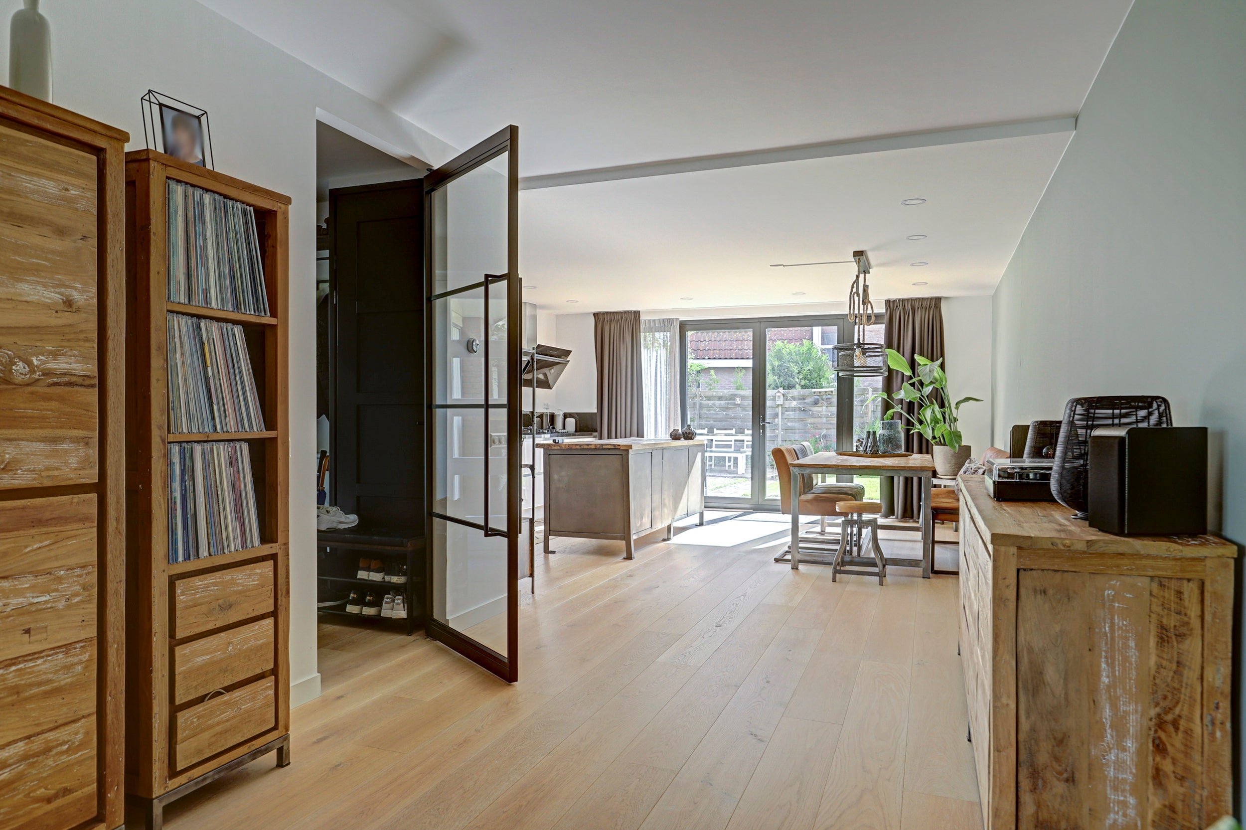 Tussenwoning te koop: Zuider Kadijk 4, Enkhuizen