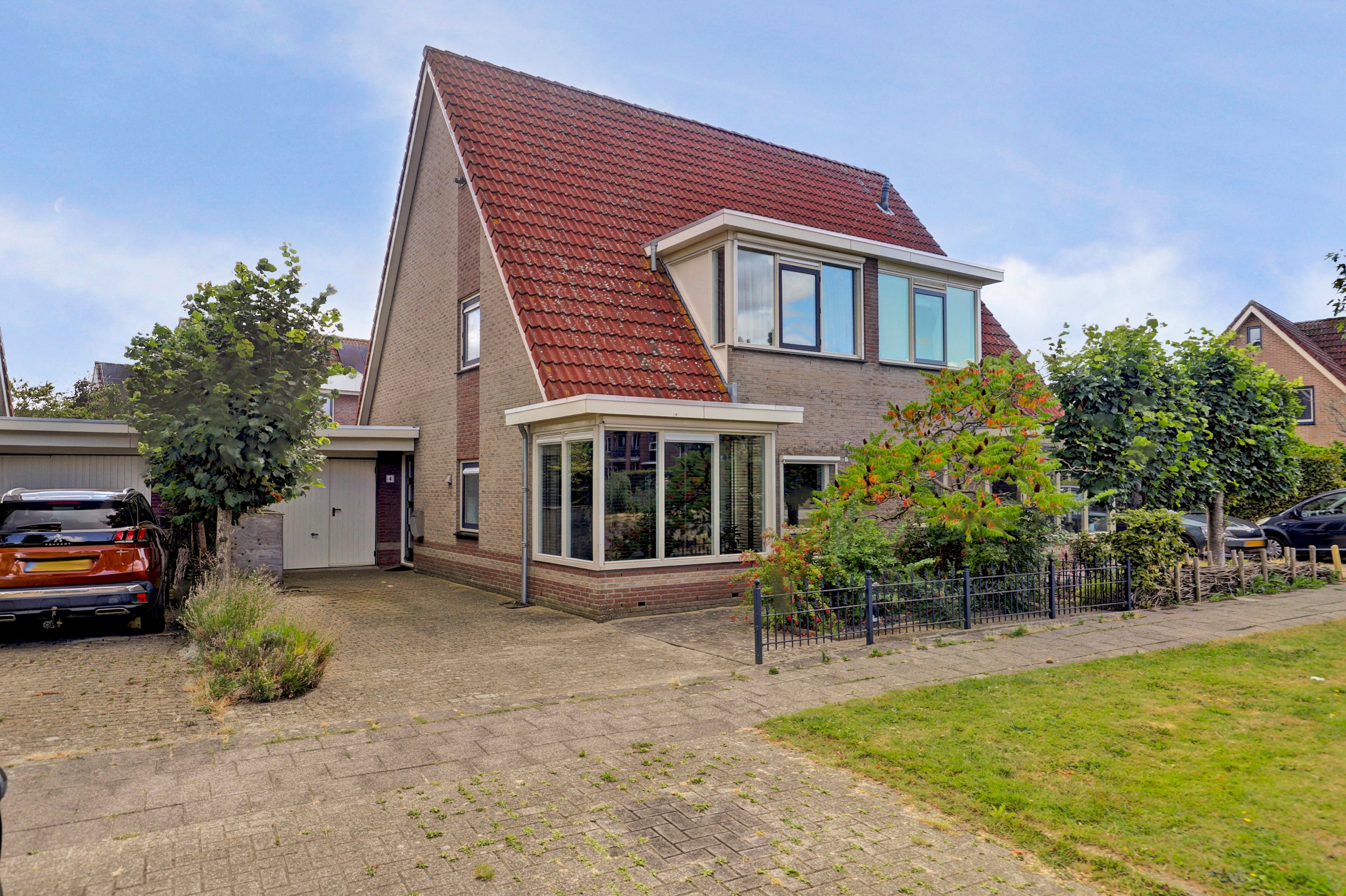 Tussenwoning te koop: Zuider Kadijk 4, Enkhuizen