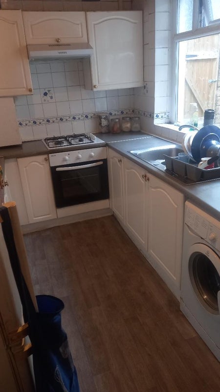 Room Bradshaw Street in Borough of Pendle