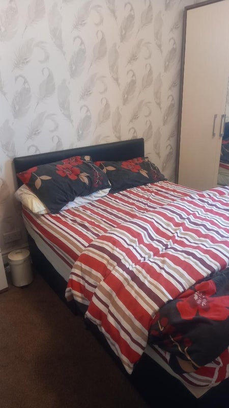 Room Bradshaw Street in Borough of Pendle