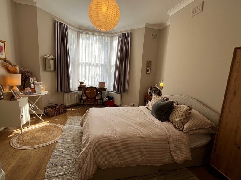 Room Wilberforce Road in Greater London