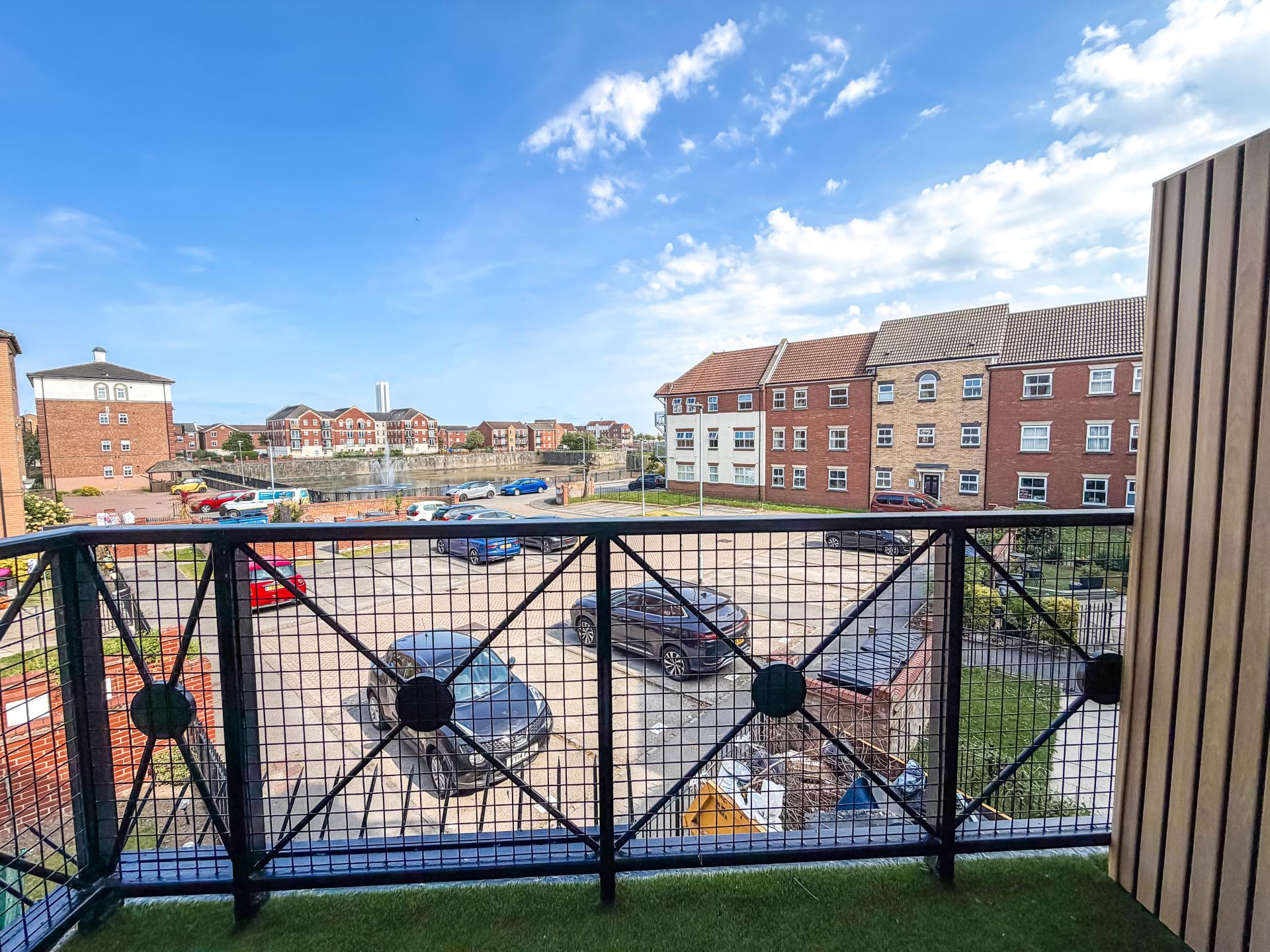 Flat South Bridge Road in Hull