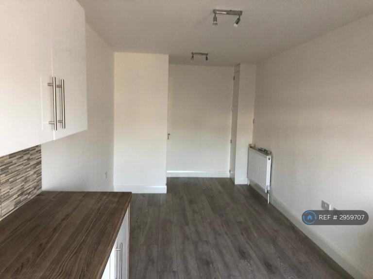 Flat Whitley Close in Borough of Spelthorne