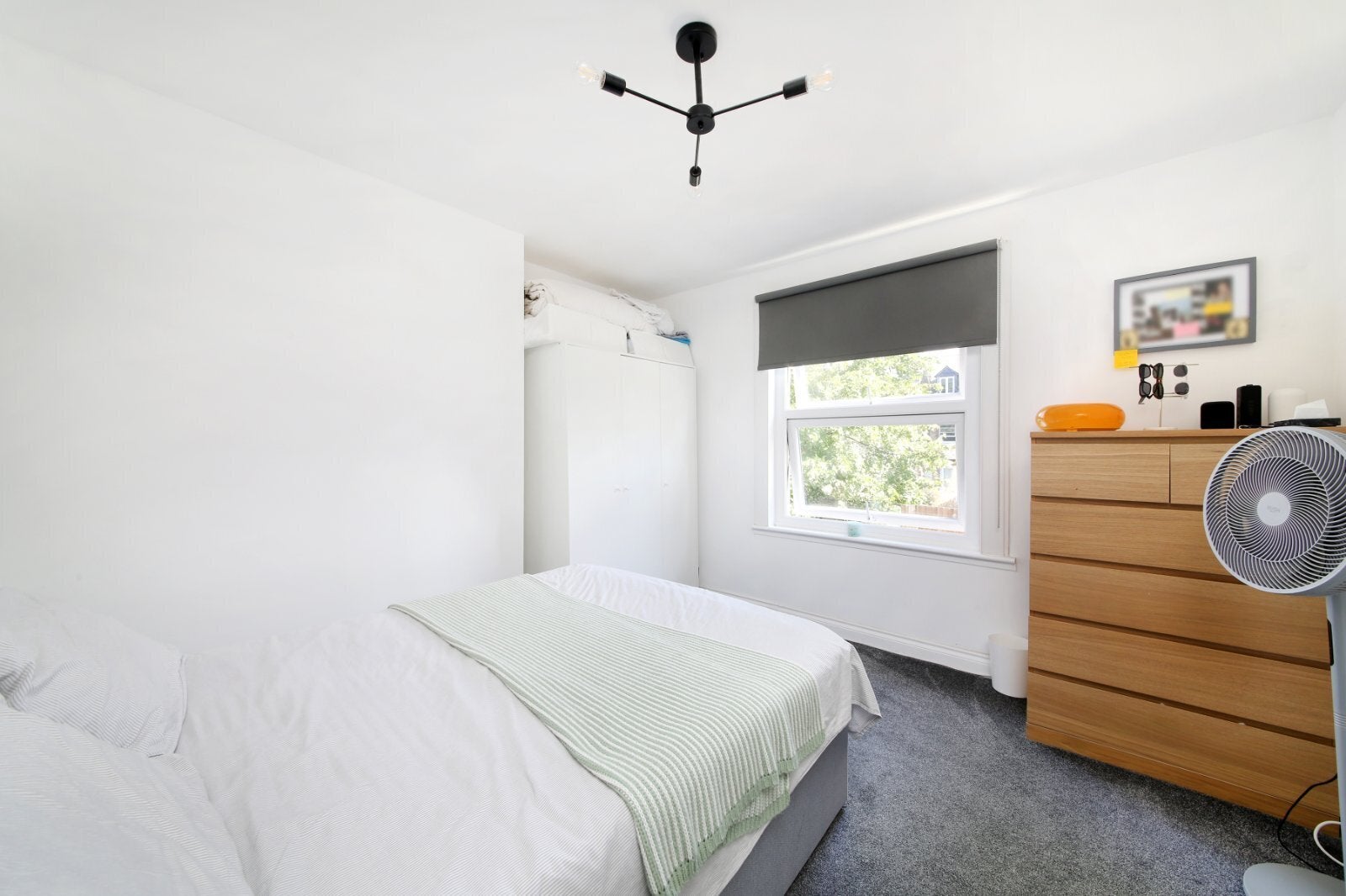 Flat Carminia Road in Greater London