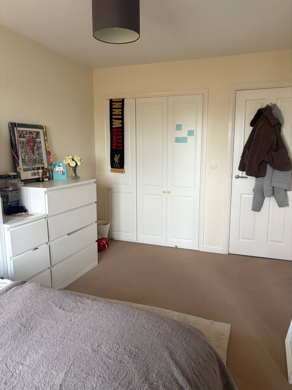 Room Wordsworth Road in Bristol