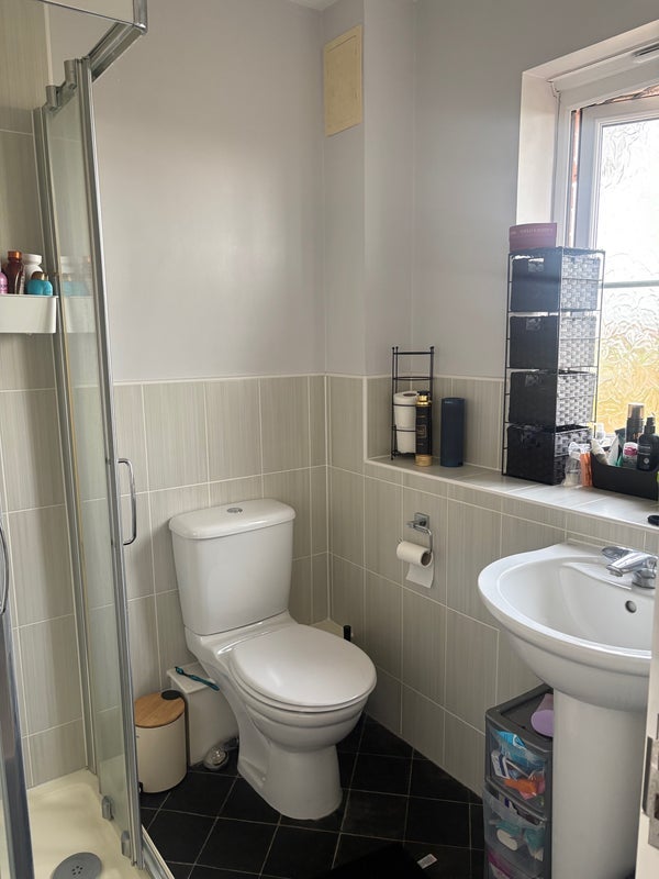 Room Wordsworth Road in Bristol