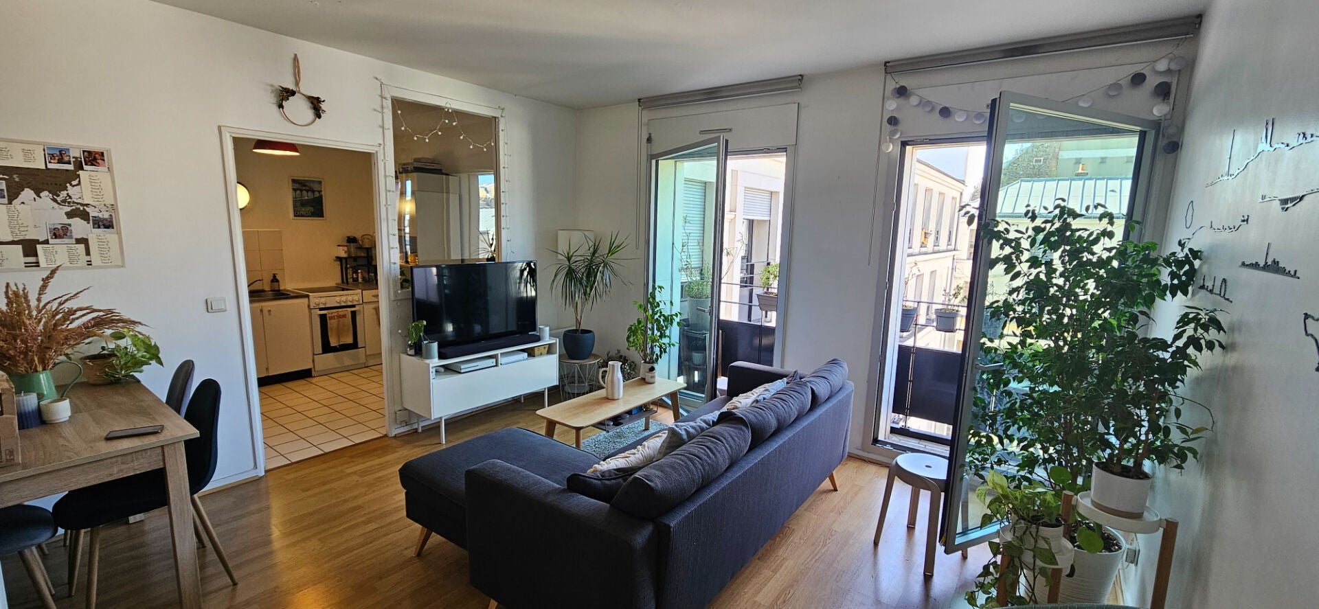 Flat Rue Laferrière in Paris