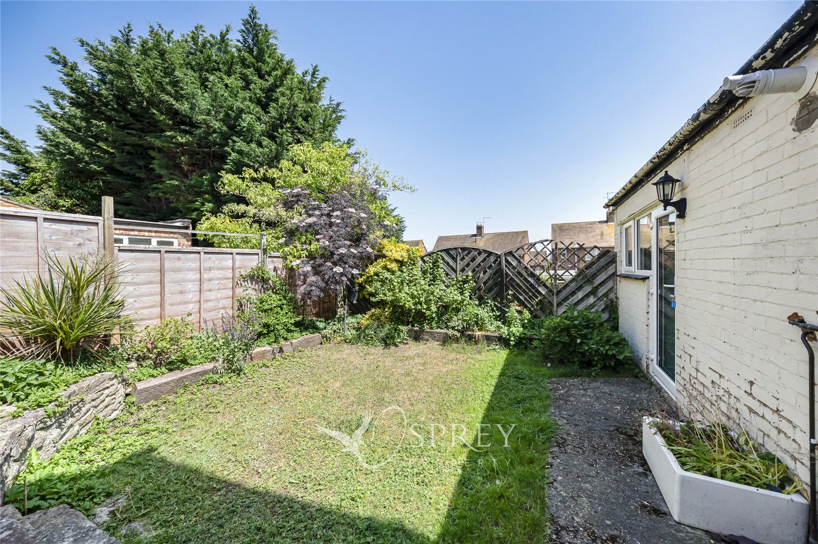 Flat Gordon Road in Oundle