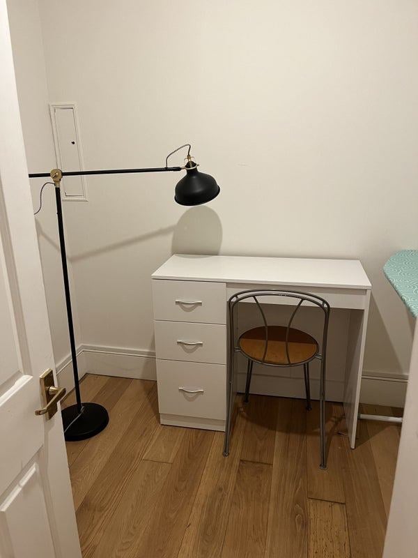 Flat Danbury Street in Greater London