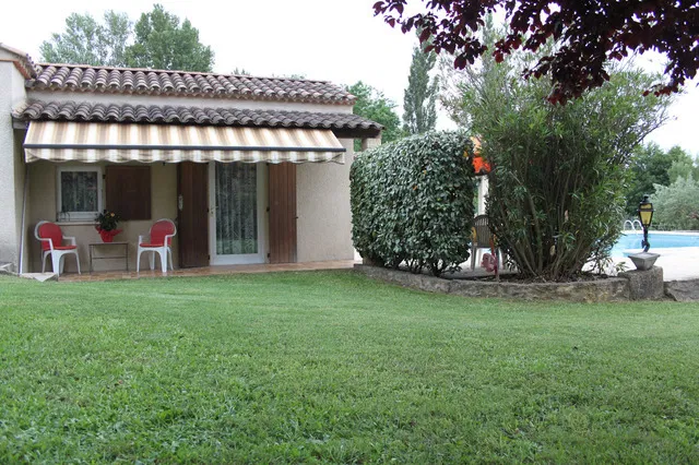 Chambre Chemin de Pelouzet à Cavillargues