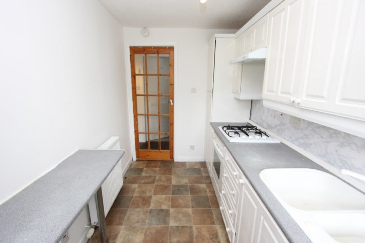 Flat Kelvindale Court in Glasgow