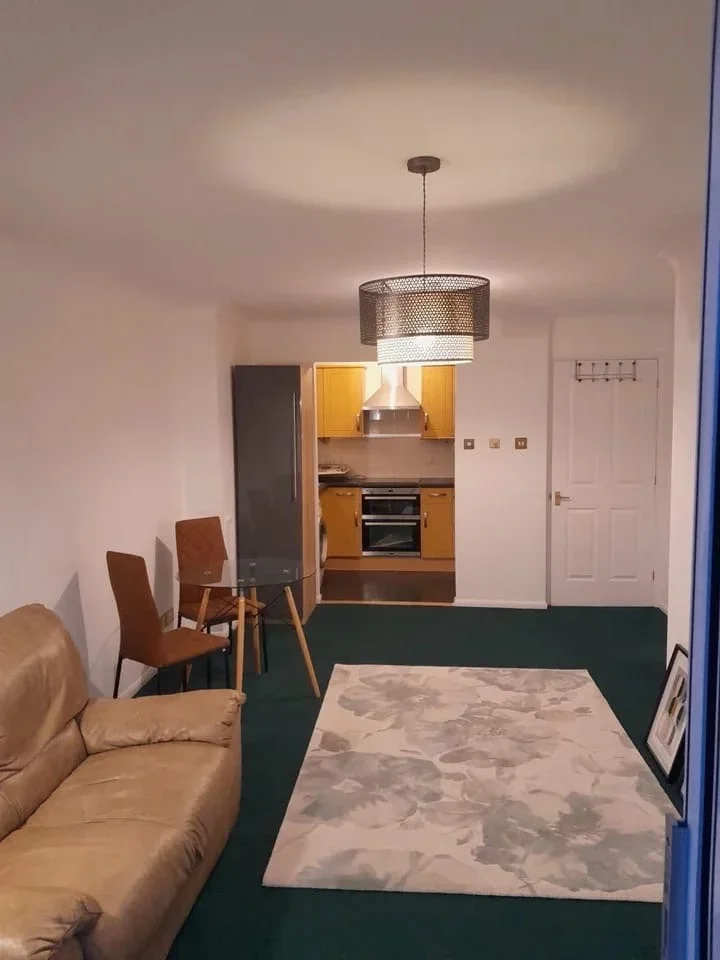 Flat Conant Mews in Greater London