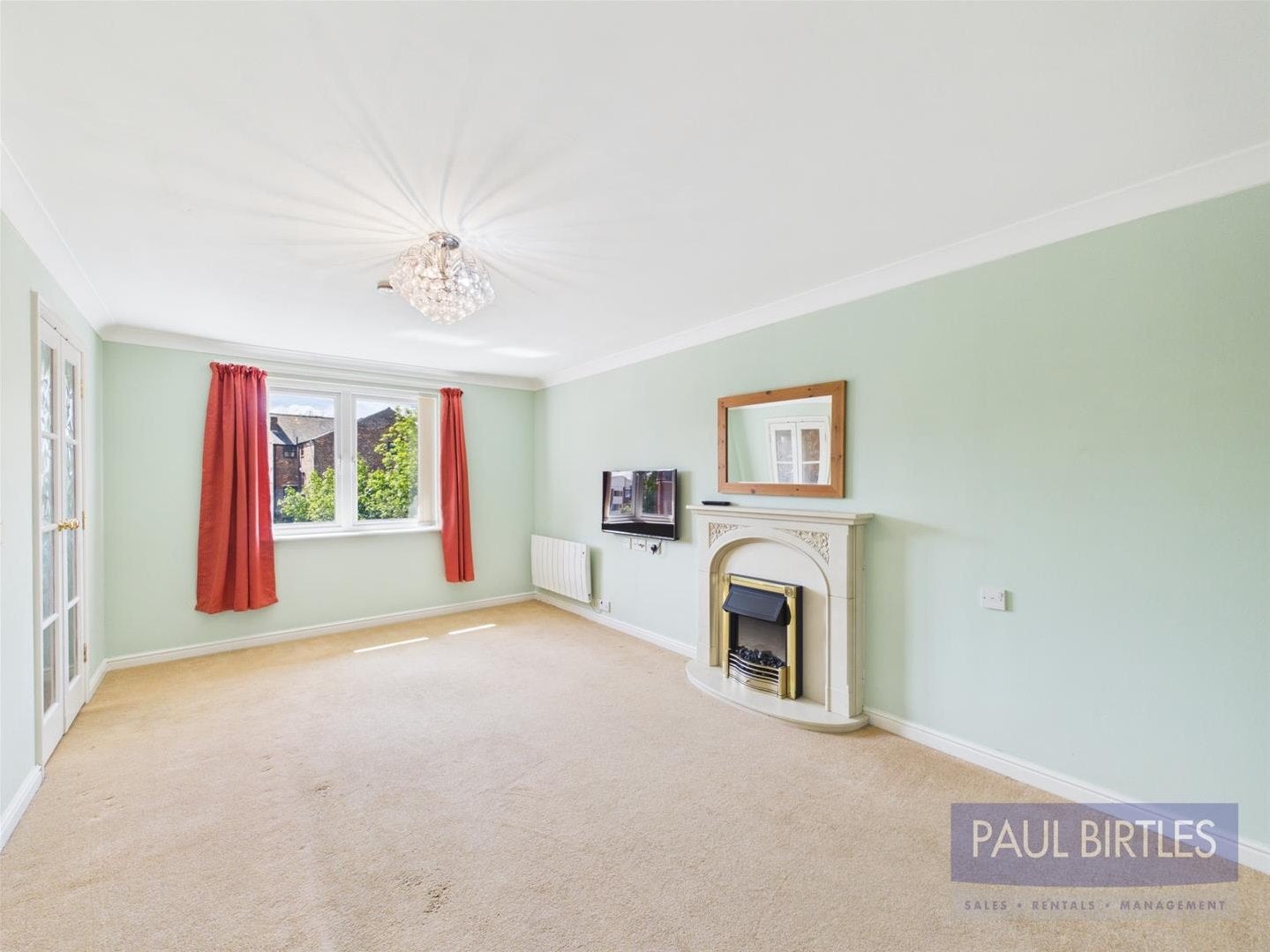Flat St Clement Court in Trafford