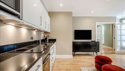 Flat Duke Street in City of Westminster