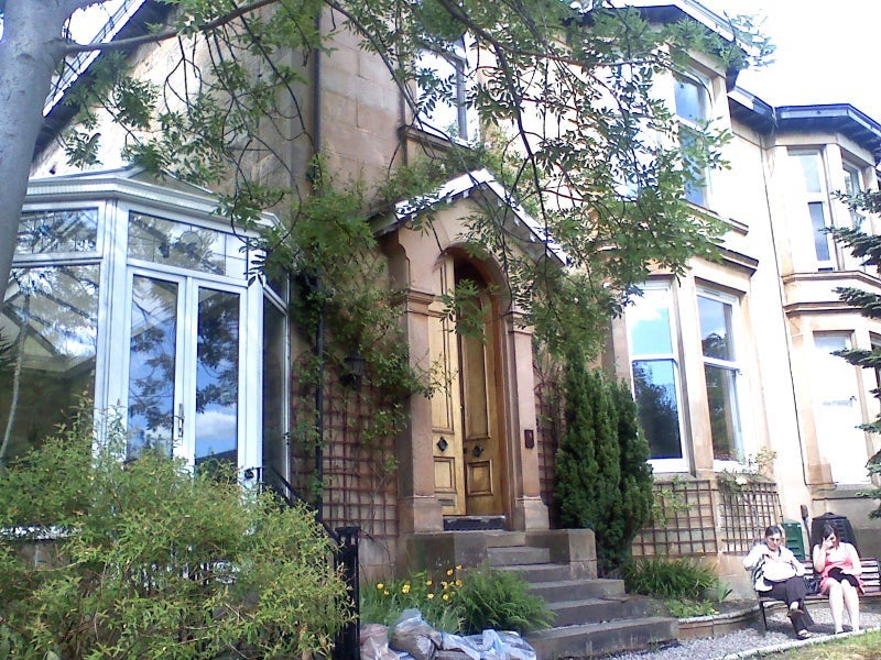 Flat Fergus Drive in Glasgow