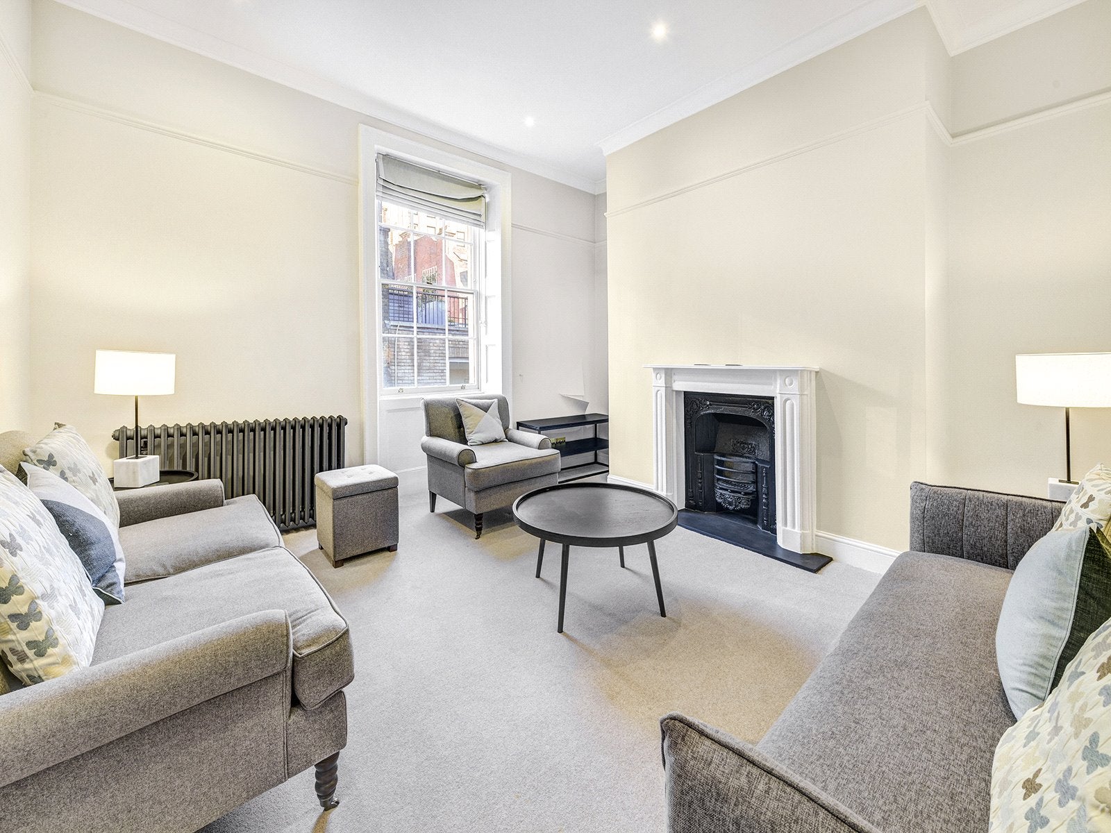 Flat Buckingham Street in City of Westminster