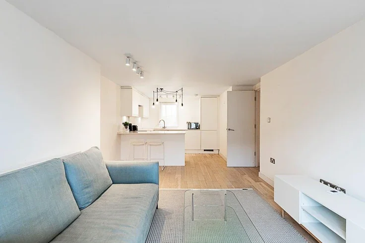 Flat Ebury Street in City of Westminster
