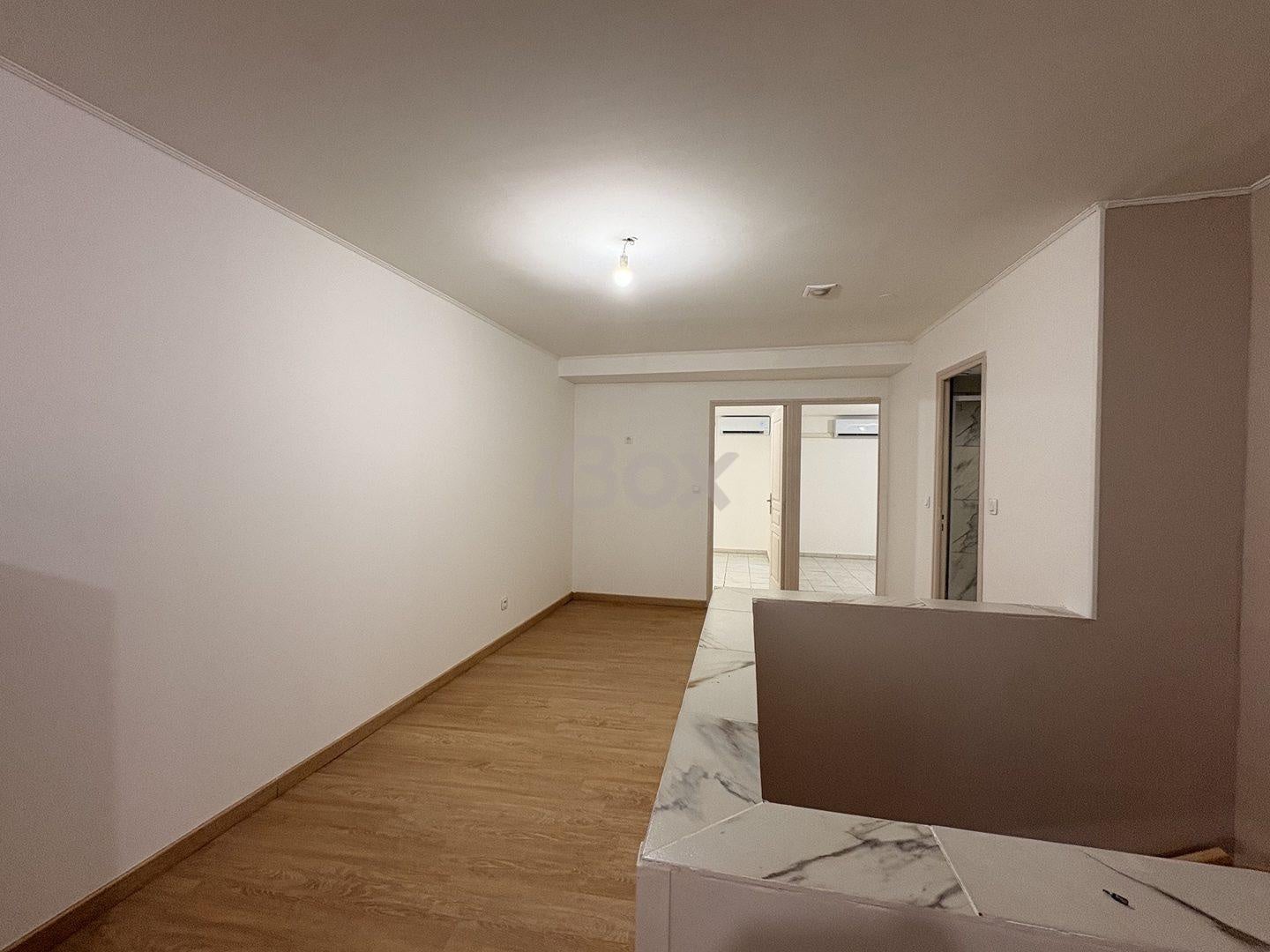 Flat Rue Michel de Bourges in Cuers