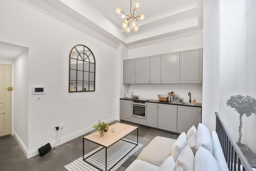 Flat Avonmore Road in Greater London