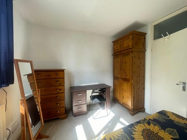 Room Putney Hill in Greater London