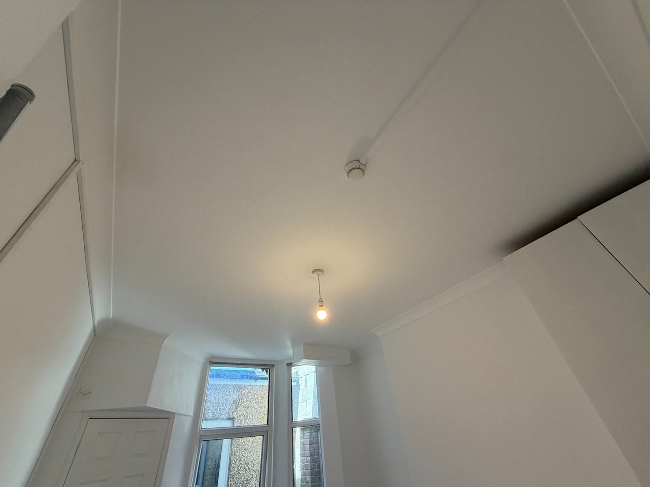 Room Bellingdon Road in Chesham