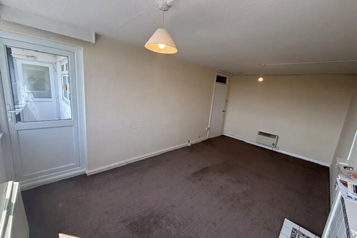 Flat Wilford Lane in Nottingham