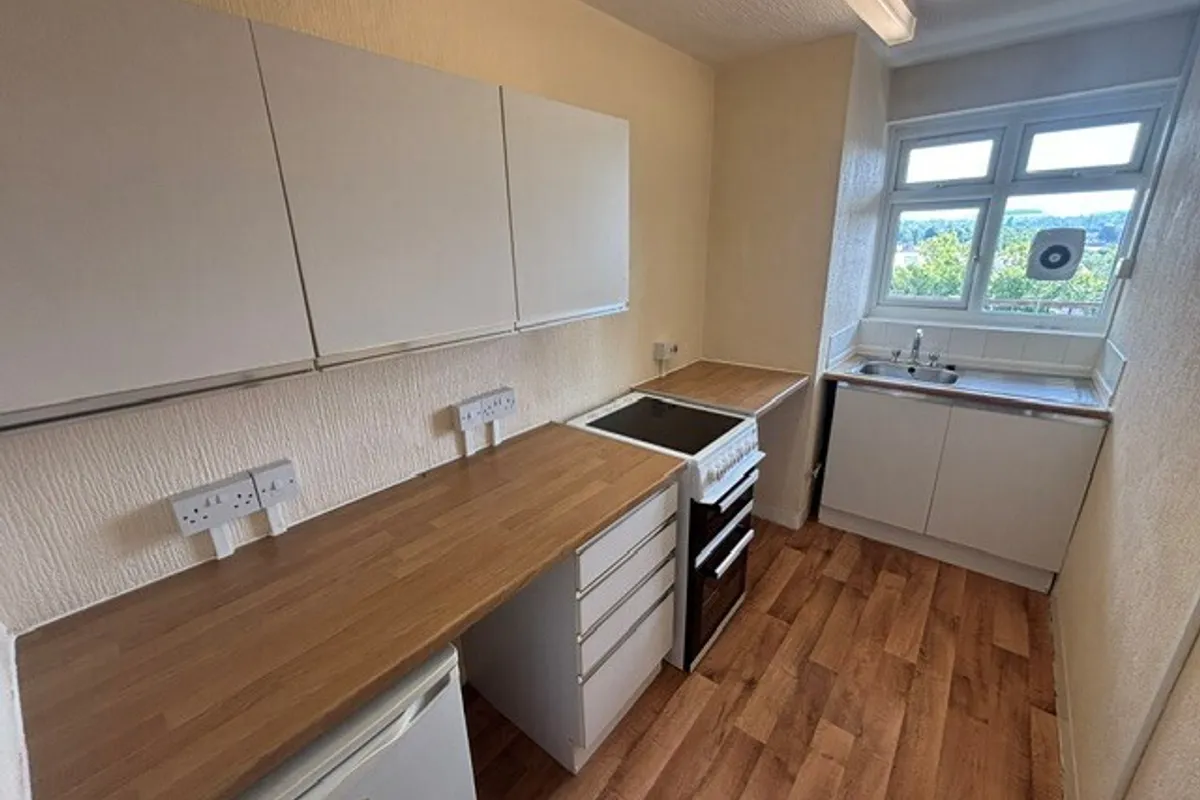 Flat Wilford Lane in Nottingham
