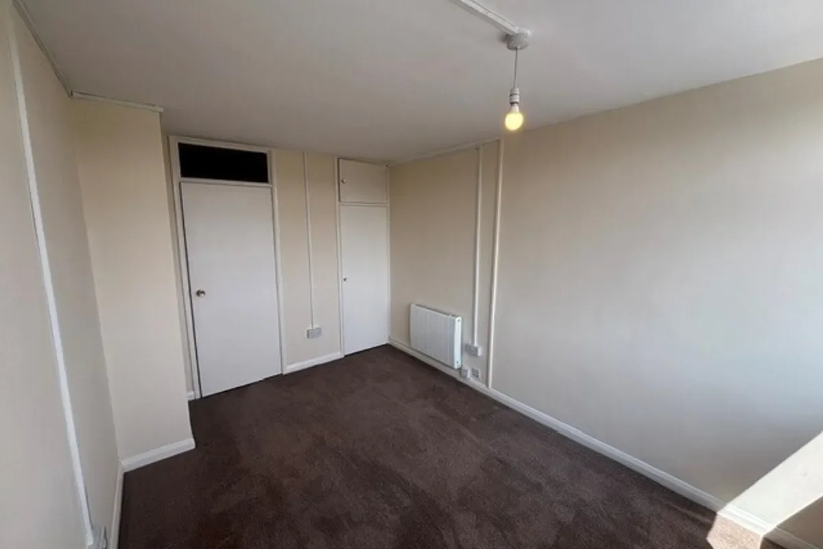 Flat Wilford Lane in Nottingham