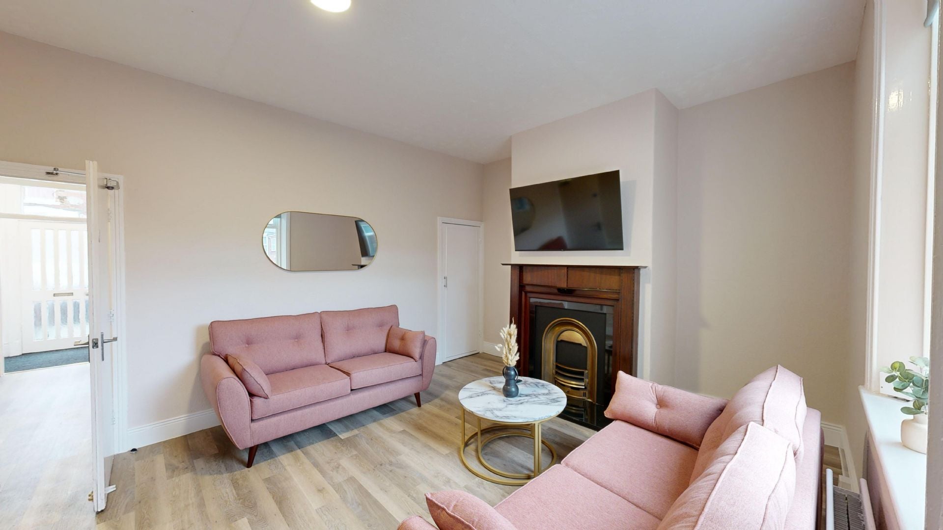 Room Cartington Terrace in Newcastle upon Tyne
