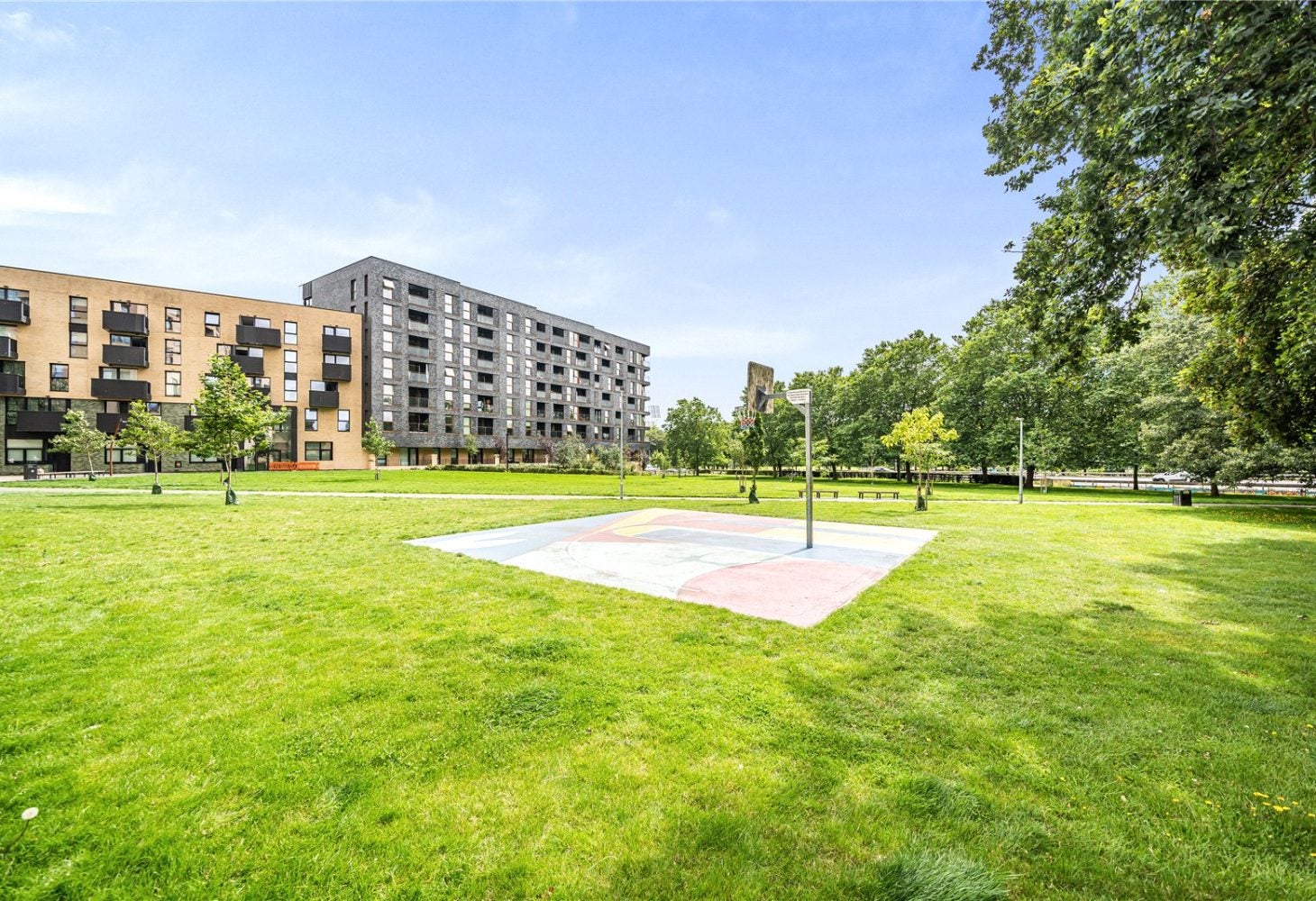 Flat Nichols Court in Chelmsford