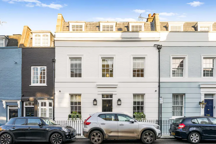 House Burnsall Street in Greater London