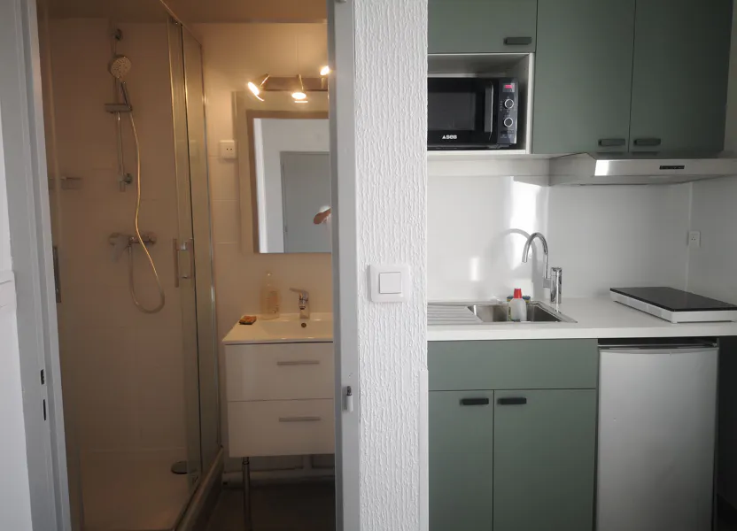 Flat Esplanade Yves Goussebaire-Dupin in Dax
