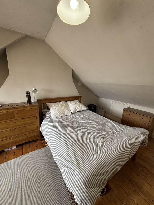 Room Princess May Road in Greater London