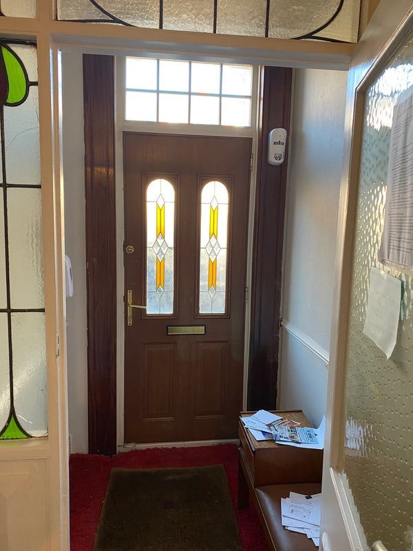 Room Wingrove Road in Newcastle upon Tyne