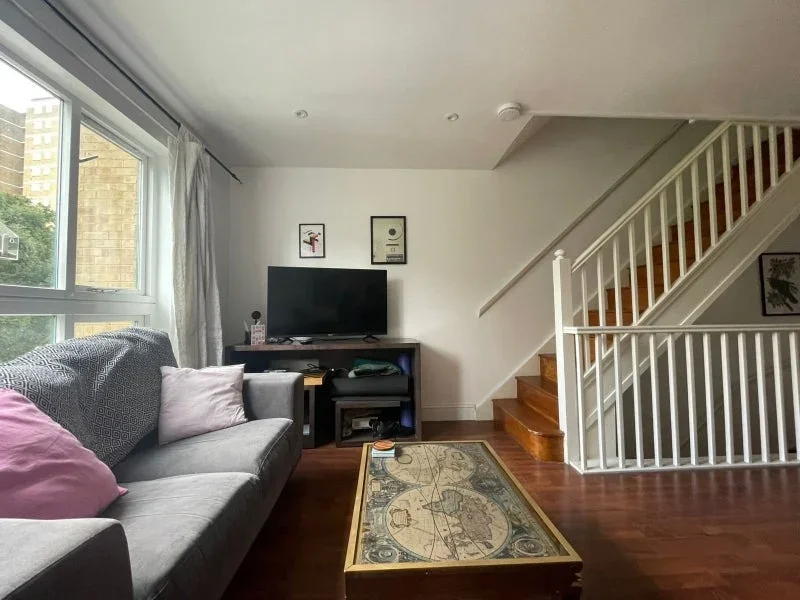 Room Parnell Road in Greater London