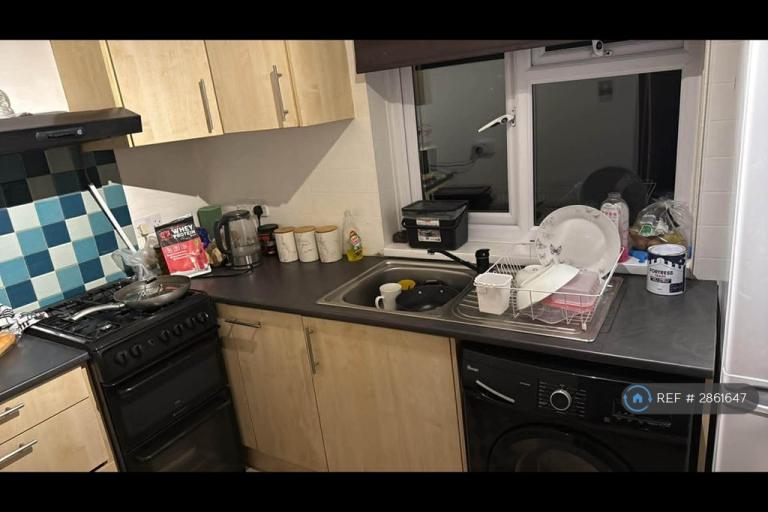 Room Somerset Way in Chepstow