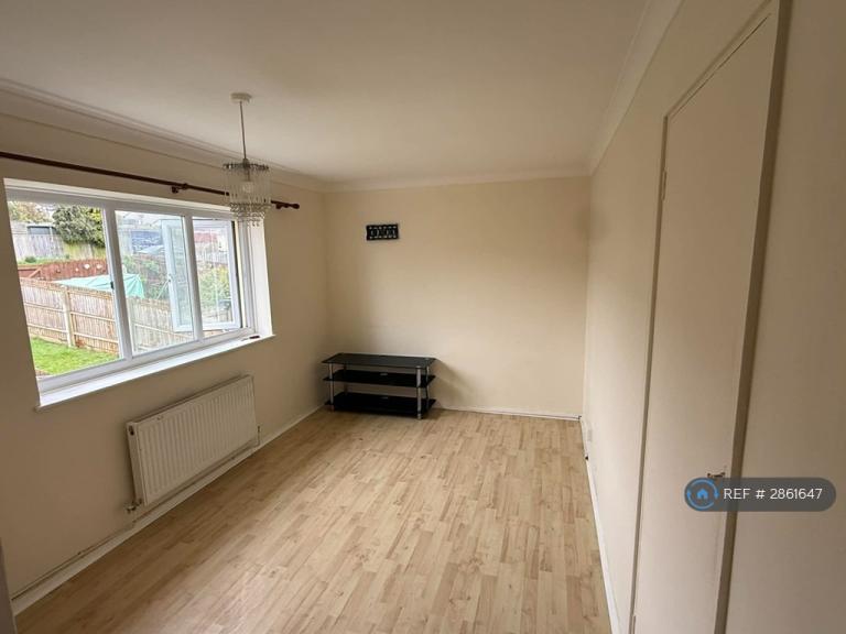 Room Somerset Way in Chepstow