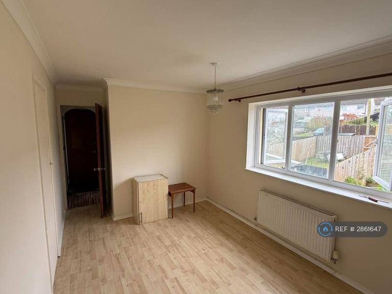 Room Somerset Way in Chepstow