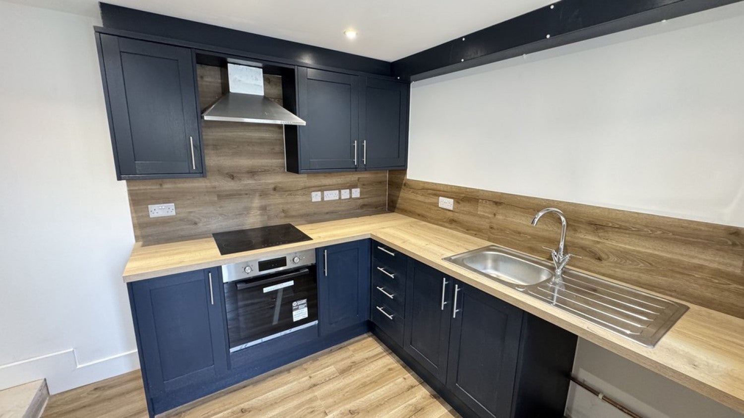 Flat Field Close in Westbury