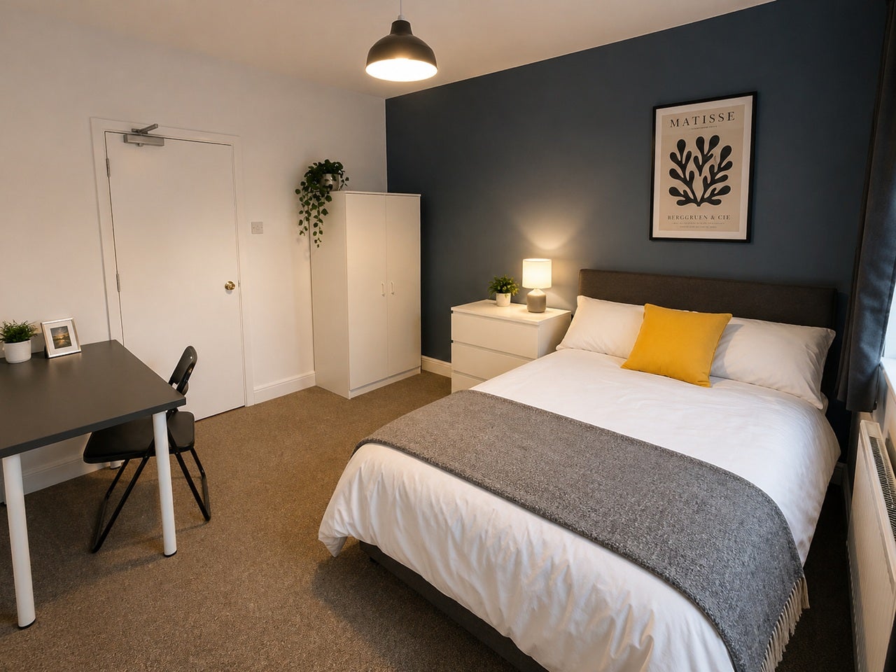 Room Lilac Crescent in Nottingham
